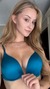 Фото проститутки Вика №2 в городе Комсомольск-на-Амуре